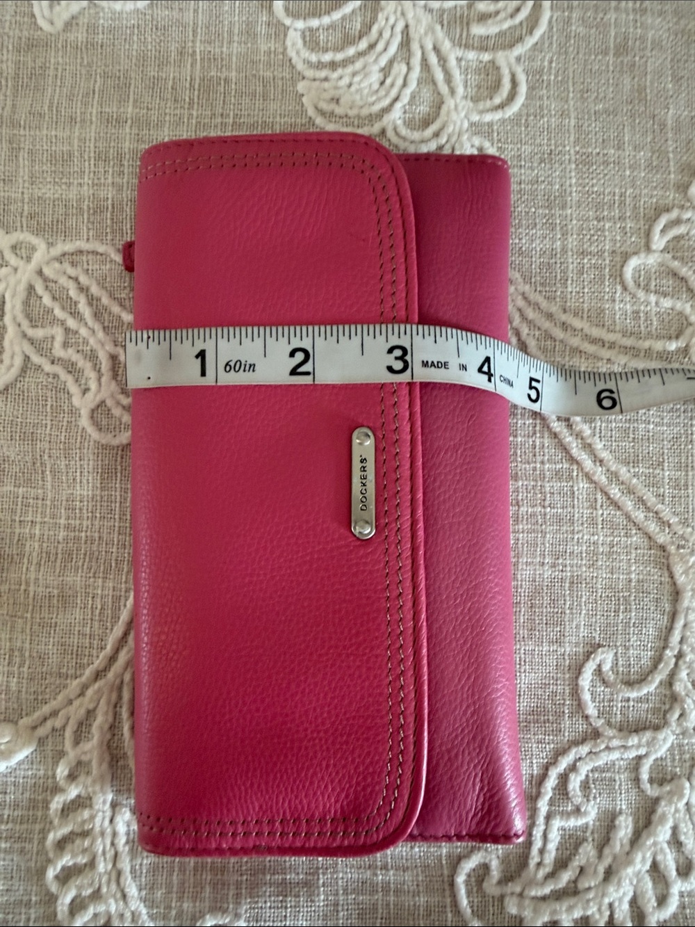 Dockers Fuchsia Pink Sofitel Pebbled Leather Checkbook Trifold Wallet - Picture 14 of 14